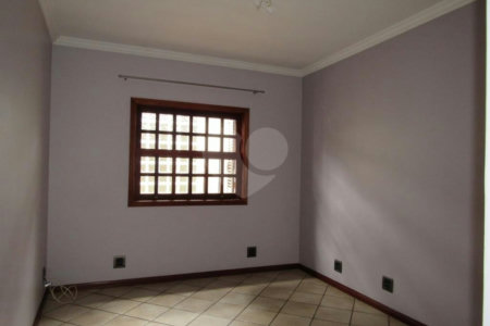 Sobrado à venda com 3 quartos, sendo 1 suíte, em Brooklin, São Paulo, SP