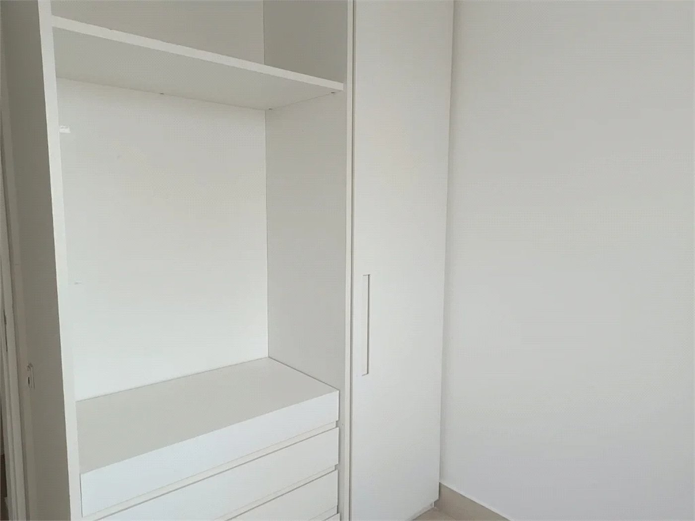 Apartamento à venda ou para alugar com 3 suítes em Pinheiros, São Paulo, SP