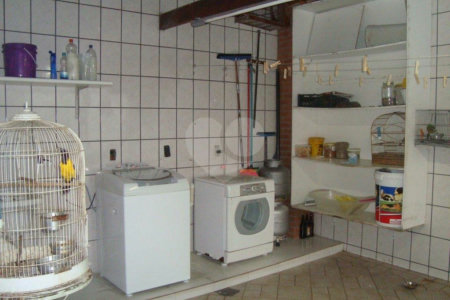 Sobrado à venda com 4 quartos, sendo 2 suítes, em Santa Teresinha, São Paulo, SP
