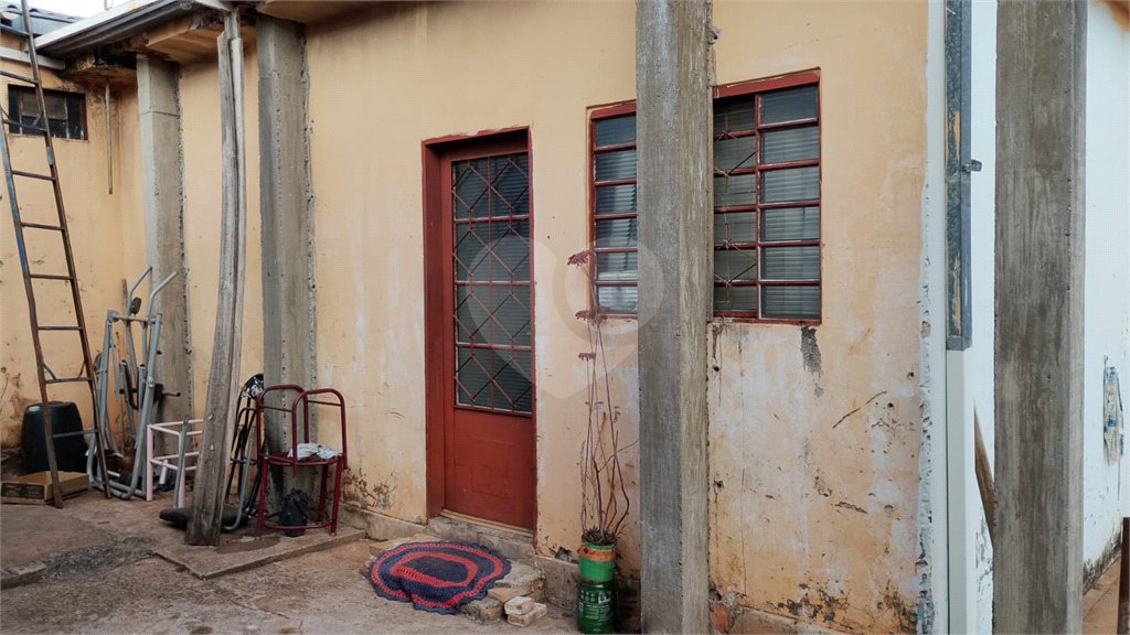 Casa à venda com 2 quartos, sendo 1 suíte, em Jardim Adalberto Frederico de Oliveira Roxo I, Araraquara, SP