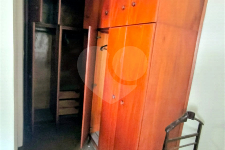 Sobrado à venda com 3 quartos, sendo 1 suíte, em Tremembé, São Paulo, SP