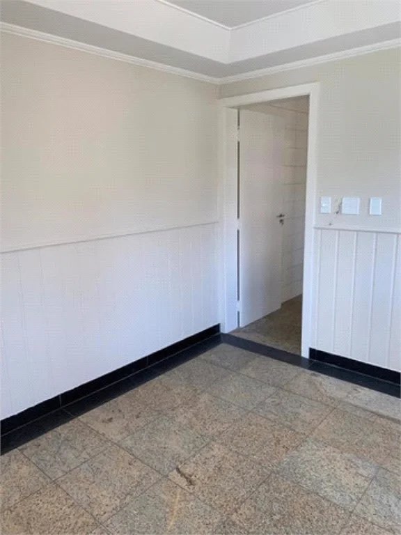 Apartamento à venda com 3 suítes em Vila Suzana, São Paulo, SP