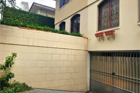 Casa de Vila à venda com 4 quartos, sendo 2 suítes,  em Sumarezinho, São Paulo, SP