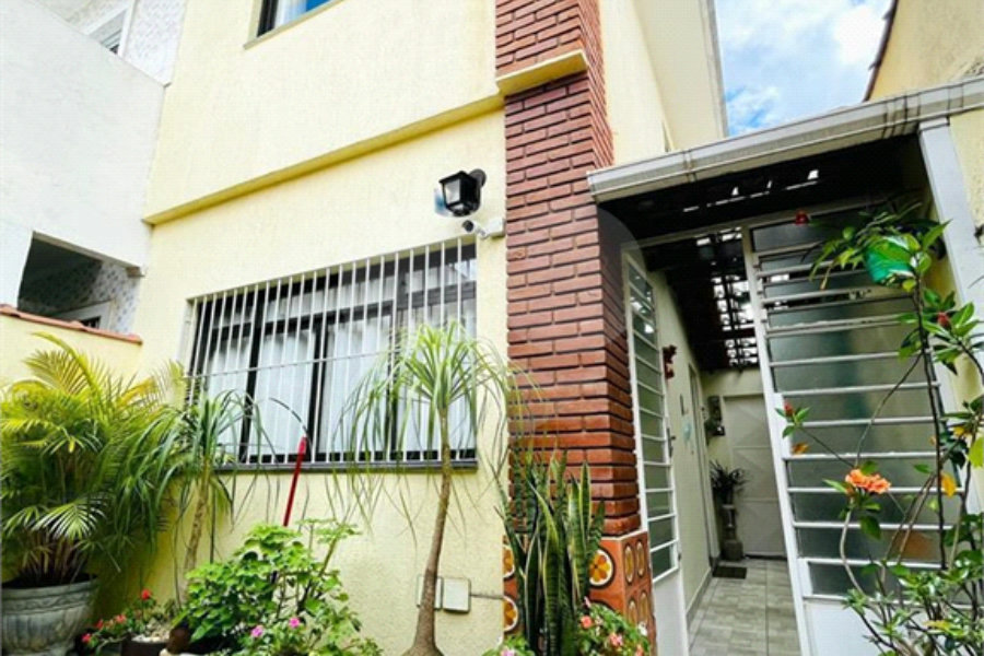 Villagio à venda com 4 quartos, sendo 2 suítes, em Saúde, São Paulo, SP