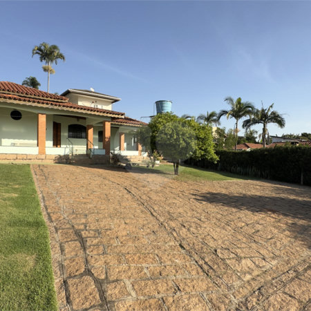 Casa à venda ou para alugar com 2 quartos, sendo 1 suíte, no condomínio Acmti - Colinas do Mosteiro, Terras de Itaici e Recanto dos Pássaros, Indaiatuba - SP
