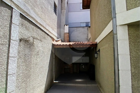 Casa à venda com 3 quartos, sendo 1 suíte, no condomínio Res Saint Honoré, São Paulo - SP