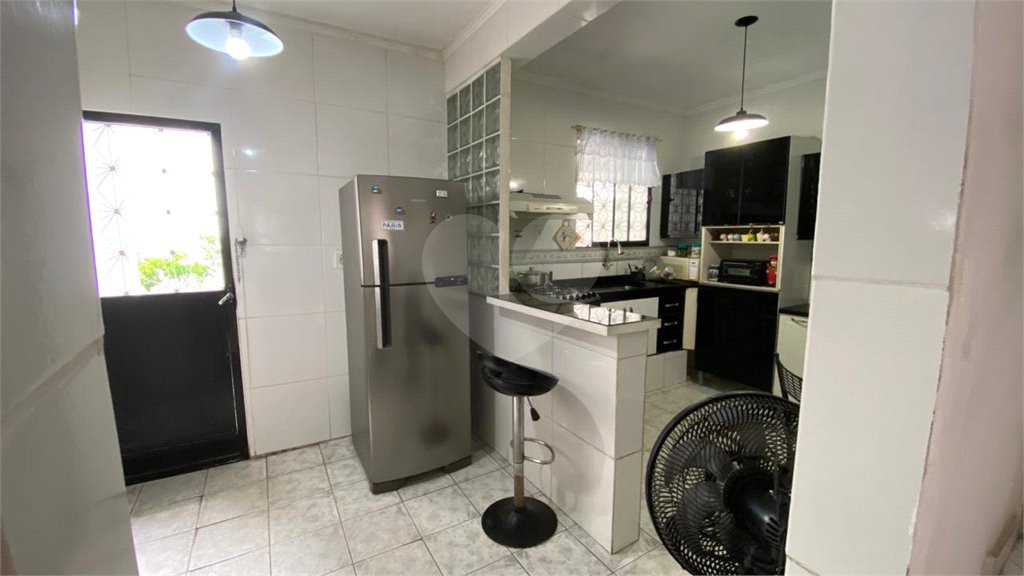 Casa à venda com 2 suítes no condomínio Village da Cachamorra, Rio de Janeiro - RJ