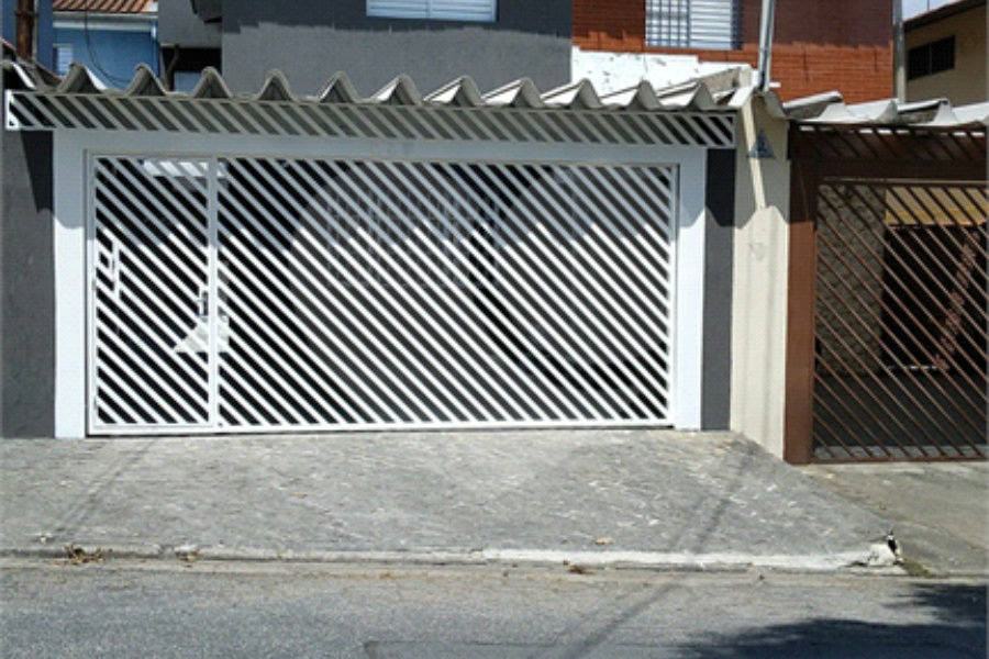 Sobrado à venda com 4 quartos em Santa Terezinha, São Paulo, SP