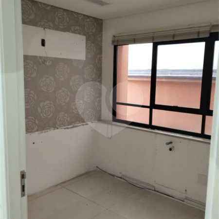 Sala à venda em Vila Bastos, Santo André, SP