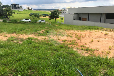 Terreno à venda no condomínio Residencial Arboretum, Vinhedo - SP