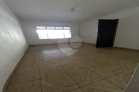 Casa à venda com 3 quartos em Jardim Gilda Maria, São Paulo, SP
