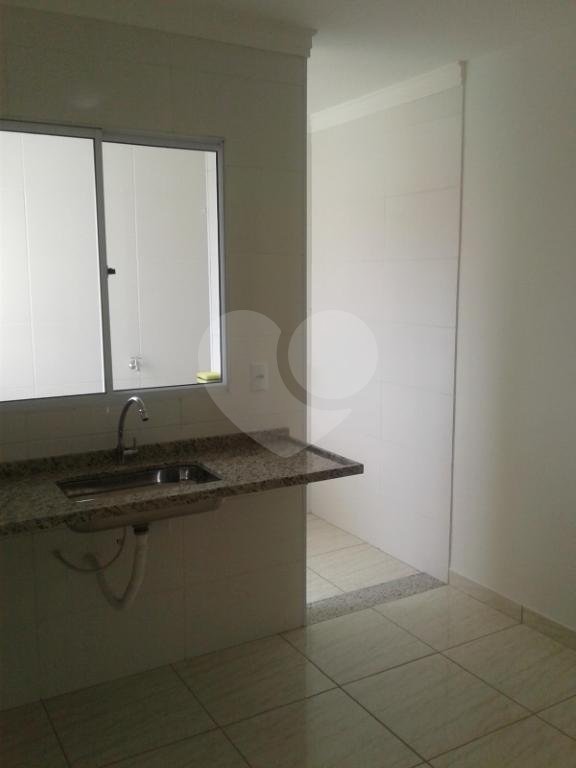 Casa à venda com 1 quarto no condomínio Camila I, São Paulo - SP