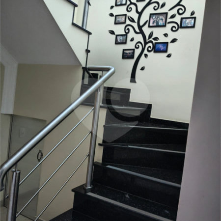 Casa à venda com 3 quartos, sendo 1 suíte, em Jardim Santa Clara, Guarulhos, SP