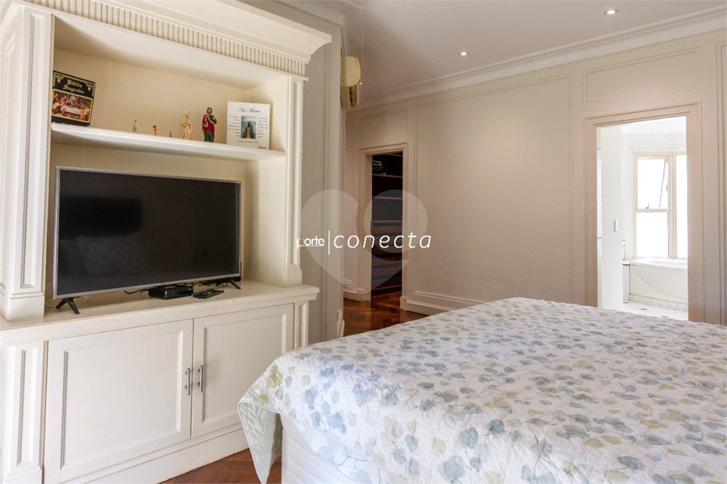Apartamento à venda com 4 quartos, sendo 3 suítes, em Tatuapé, São Paulo, SP