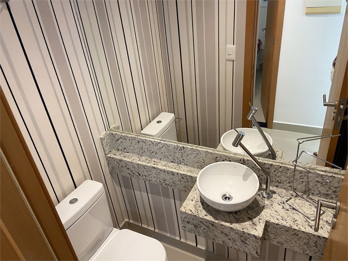 Apartamento Residencial para locação, Embaré, Santos - AP1213.