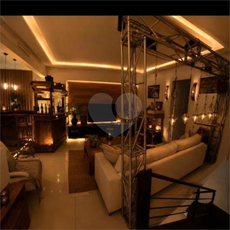 Apartamento à venda com 2 quartos, sendo 1 suíte,  em Vila Andrade, São Paulo, SP