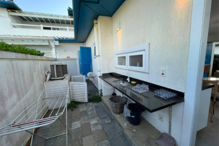 Casa em condomínio à venda com 2 suítes em Manguinhos, Armação dos Búzios, RJ