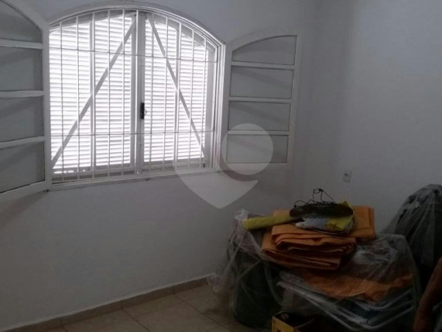 Sobrado à venda com 4 quartos em Vila Guilherme, São Paulo, SP