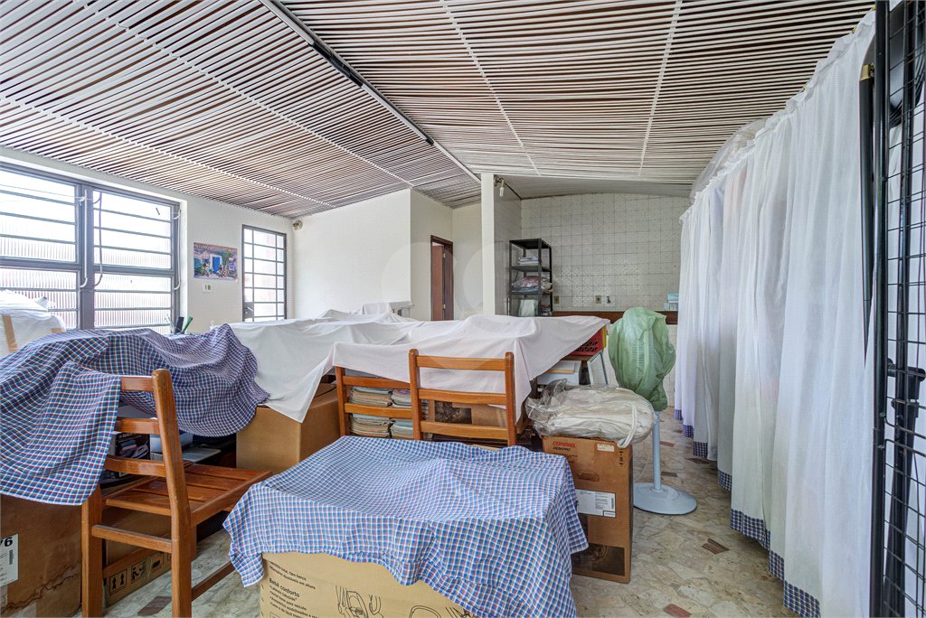 Casa à venda com 3 quartos, sendo 1 suíte, em Alto da Boa Vista, São Paulo, SP