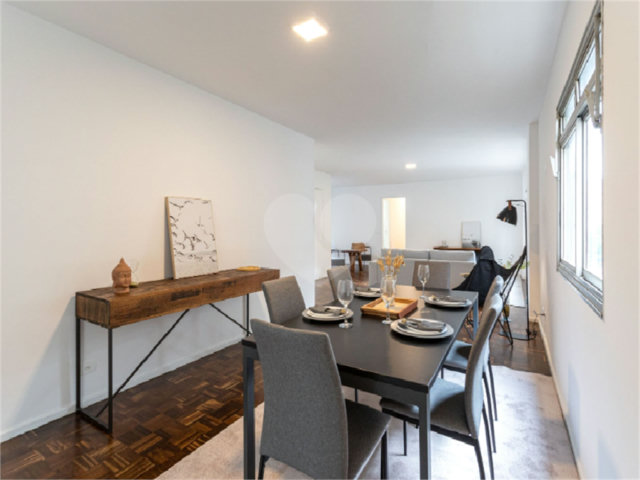 Apartamento à venda com 3 quartos, sendo 1 suíte,  em Itaim Bibi, São Paulo, SP