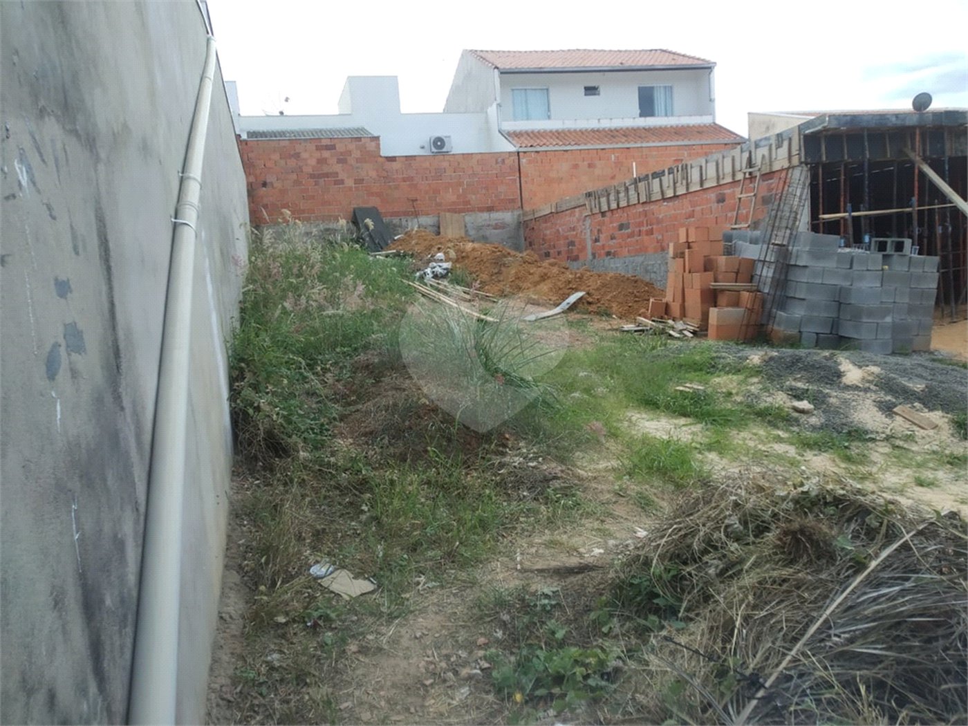 Terreno à venda no Centro, Elias Fausto, SP