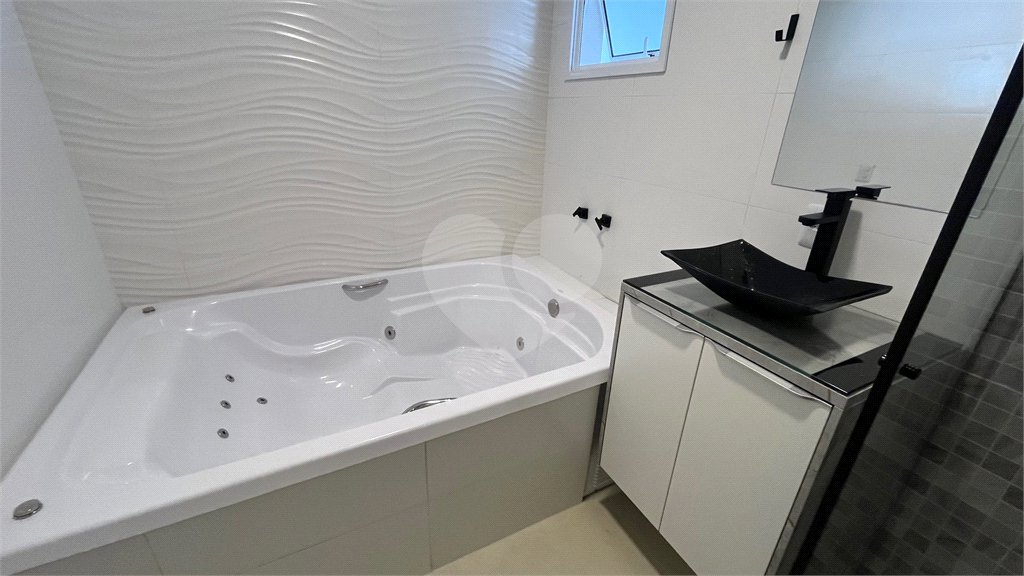 Casa à venda com 4 suítes em Jardim Paulista, Atibaia, SP