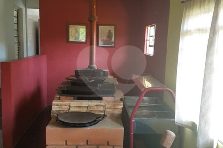 Hotel à venda com 14 quartos, sendo 13 suítes, em Rainha, Louveira, SP