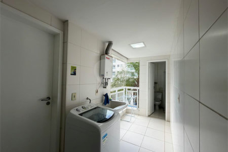 Apartamento à venda com 3 suítes em Braga, Cabo Frio, RJ