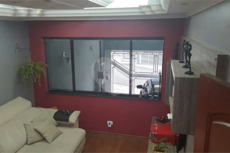 Casa à venda com 3 quartos, sendo 1 suíte, em Anchieta, São Bernardo do Campo, SP