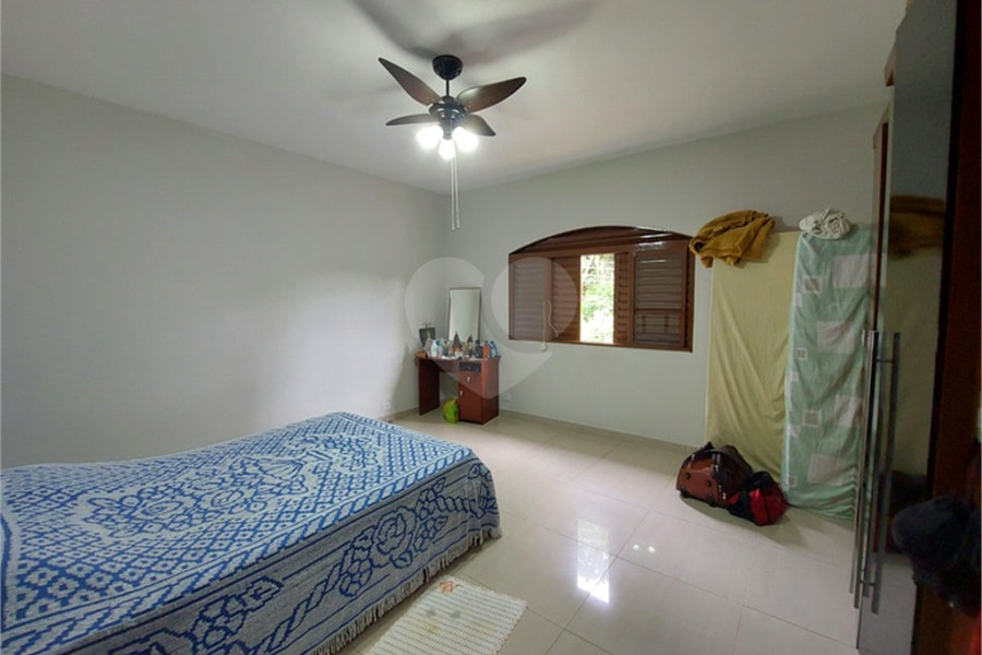 Casa à venda com 5 quartos, sendo 3 suítes, no Centro, Mairiporã, SP