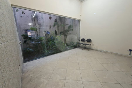 Sobrado à venda em Vila Nogueira, Diadema, SP