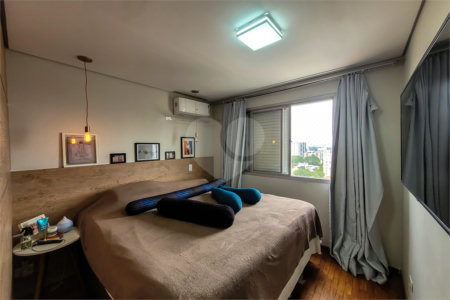 Apartamento à venda com 3 quartos, sendo 1 suíte,  em Vila Clementino, São Paulo, SP