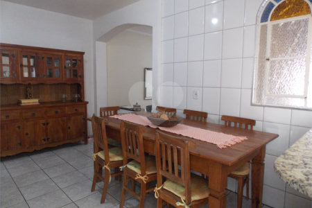 Casa à venda com 4 quartos, sendo 2 suítes, em Jardins, Bragança Paulista, SP