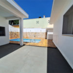 Casa à venda com 2 dormitórios á venda.