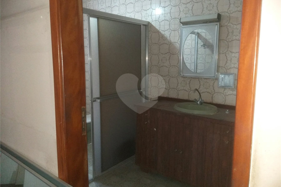 Casa à venda com 3 quartos, sendo 2 suítes, em Vila Paulicéia, São Paulo, SP