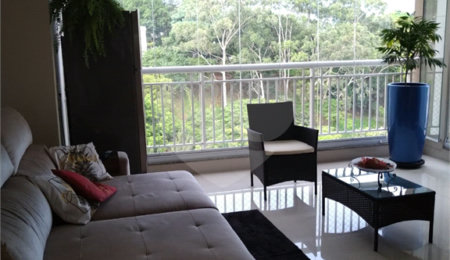 Apartamento à venda com 3 quartos, sendo 2 suítes,  em Vila Maria, São Paulo, SP