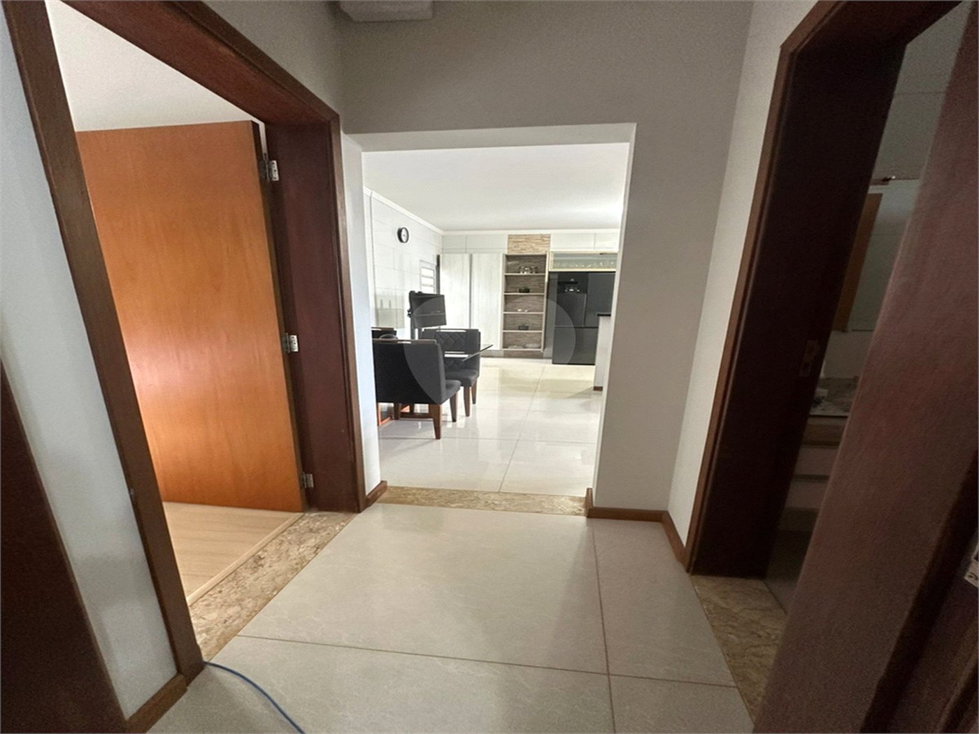 Casa térrea 2 quartos 1 suíte e piscina. Jardim Embaré