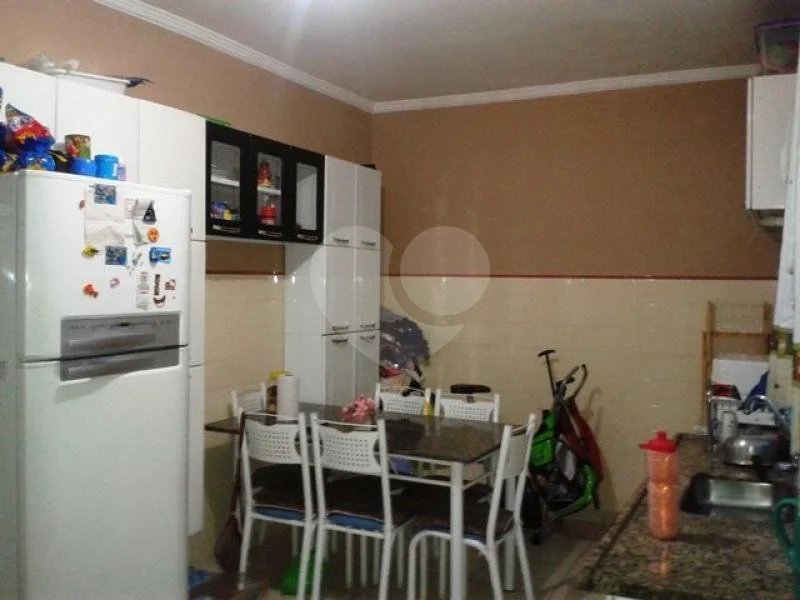 Sobrado à venda com 3 quartos, sendo 1 suíte, em Vila Gustavo, São Paulo, SP