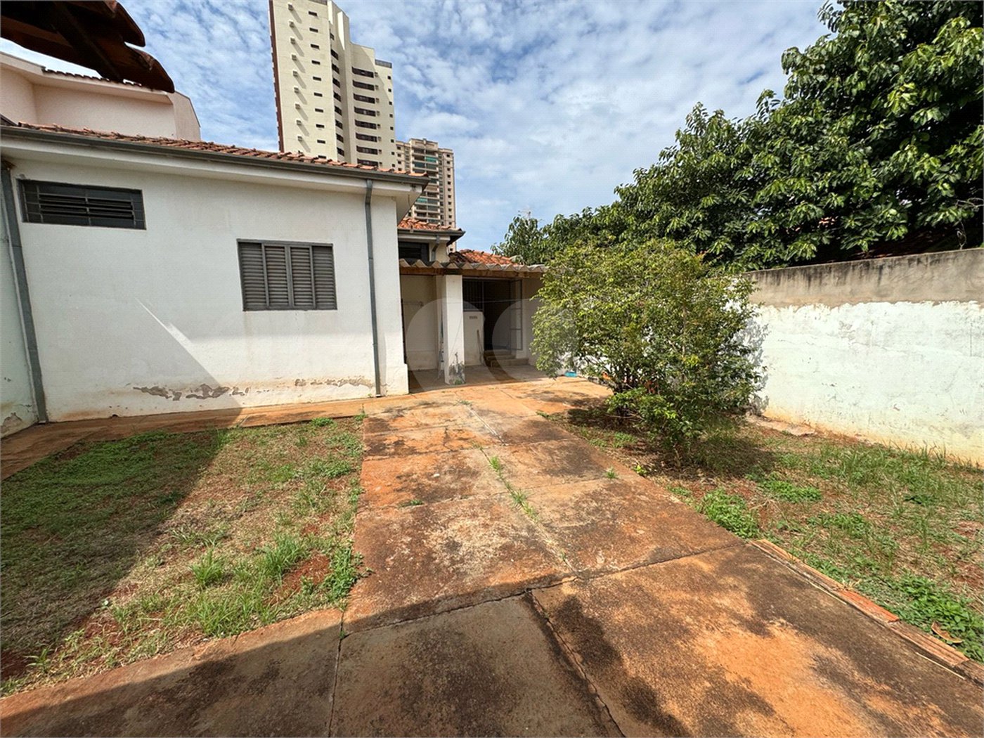 Casa à venda com 3 quartos, sendo 1 suíte, em Jardim Ártico, Araraquara, SP