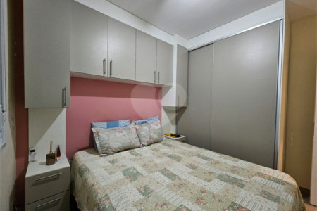 Apartamento à venda com 2 quartos em Vila Anastácio, São Paulo, SP