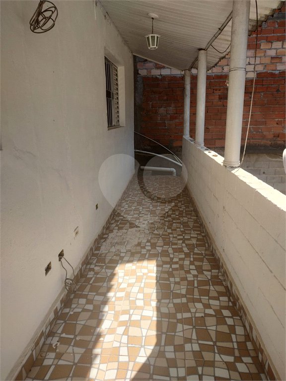 Casa à venda com 1 quarto em Capoavinha, Mairiporã, SP
