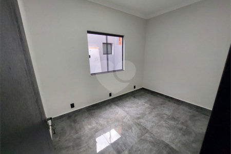 Casa à venda com 3 quartos, sendo 1 suíte, no condomínio Horto Florestal Villagio, Sorocaba - SP