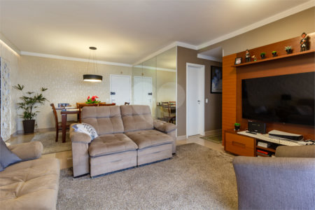 Apartamento à venda com 3 suítes em Parque Reboucas, São Paulo, SP