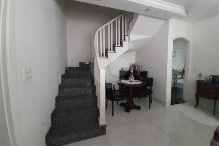 Sobrado à venda com 3 quartos, sendo 1 suíte, em Vila Medeiros, São Paulo, SP