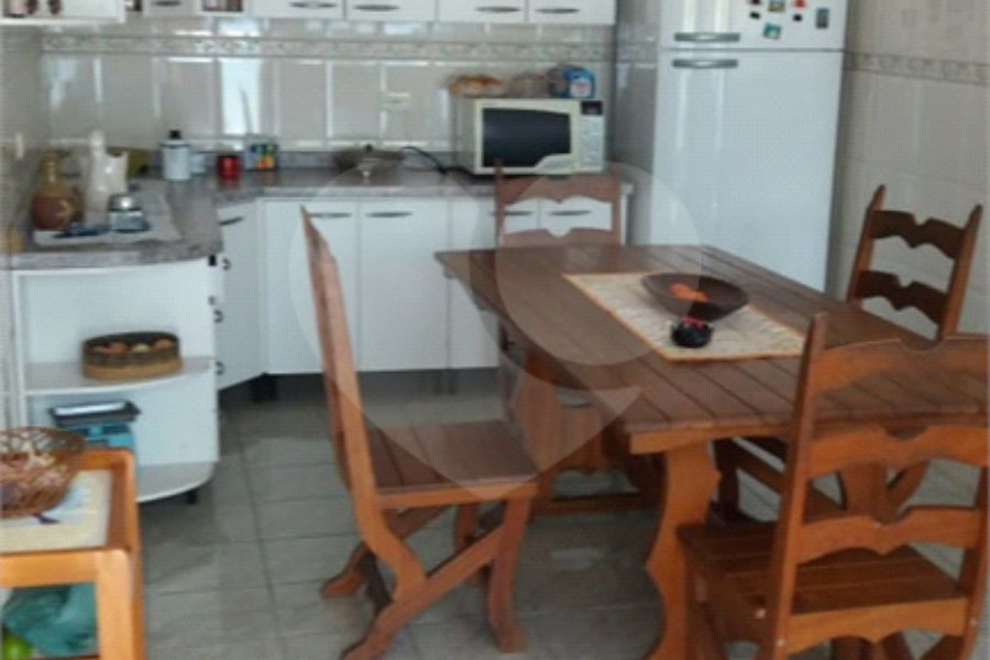 Sobrado à venda com 5 quartos em Vila Nova Cachoeirinha, São Paulo, SP