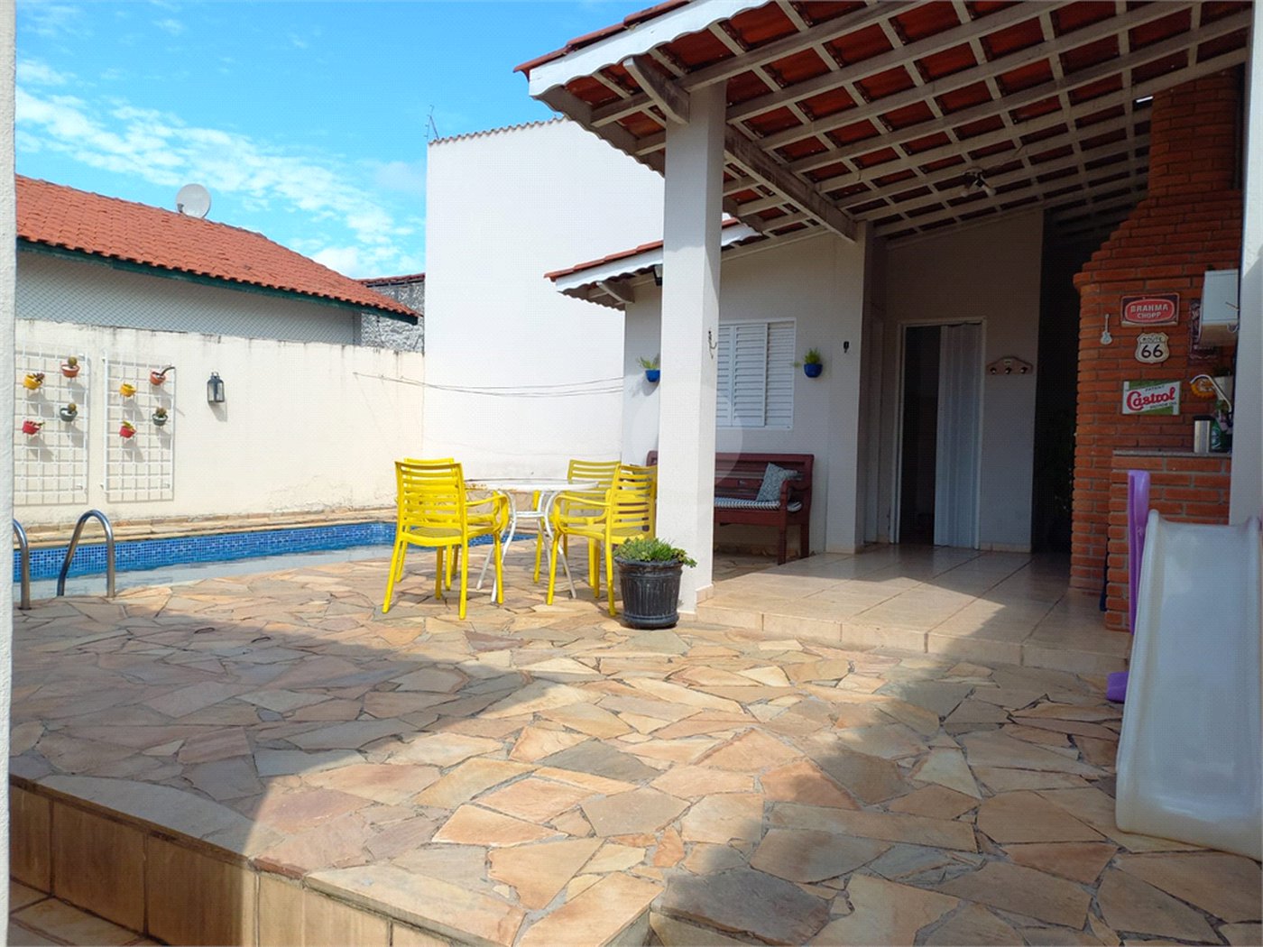 Casa à venda com 3 quartos, sendo 1 suíte, em Santa Luzia, Bragança Paulista, SP