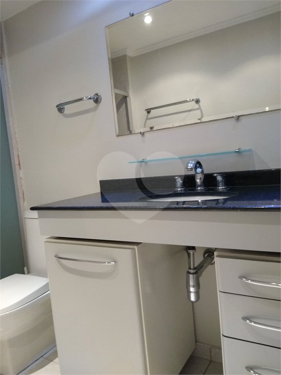 Apartamento à venda com 3 quartos, sendo 1 suíte,  em Bela Vista, São Paulo, SP