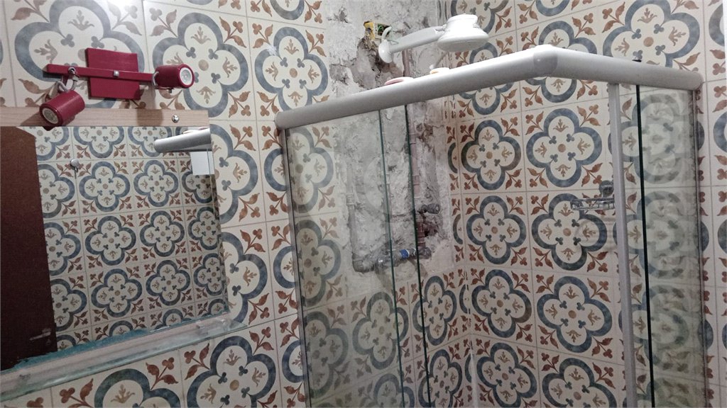 Casa Térrea à venda com 3 quartos, sendo 1 suíte, em Vila Irmãos Arnoni, São Paulo, SP
