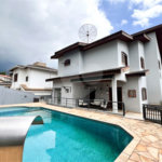 Casa à venda com 4 quartos, sendo 2 suítes,  no condomínio Villaggio Capriccio, Louveira - SP