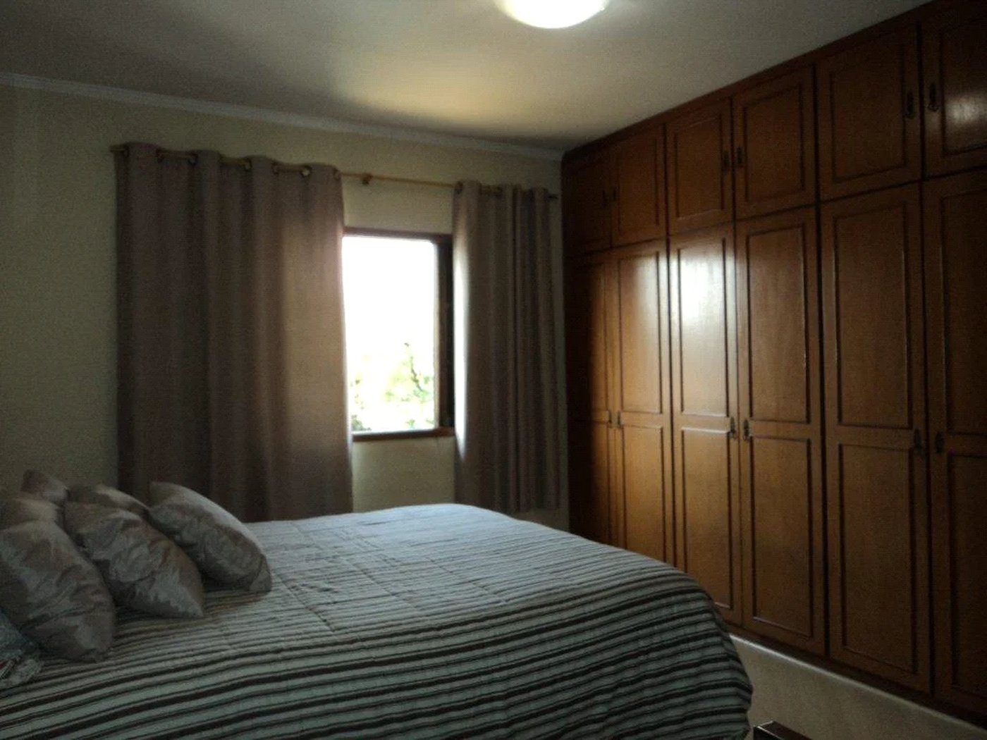 Casa à venda com 3 quartos, sendo 1 suíte, em Jardim Cláudia, São Paulo, SP